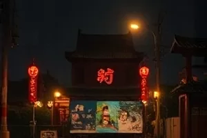 半糖时差中两杯并排放着的奶茶